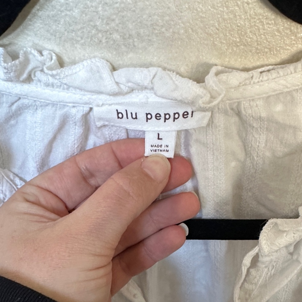 Blu Pepper Ruffle Sleeve Mini Dress sz large - Picture 2 of 8